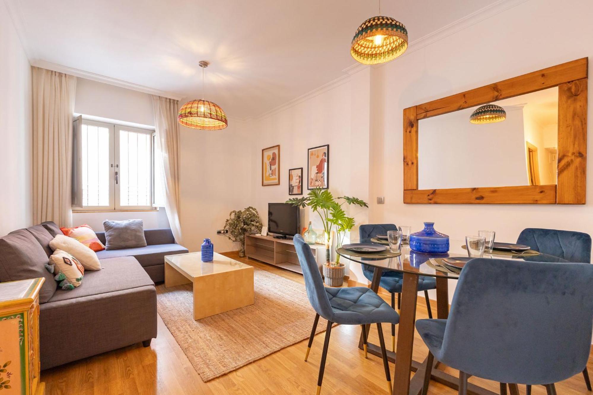 Charming Apartment At San Bernardo Neighborhood By Ocityzen Севилья Экстерьер фото