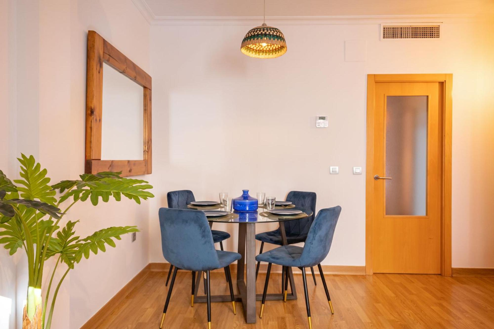 Charming Apartment At San Bernardo Neighborhood By Ocityzen Севилья Экстерьер фото